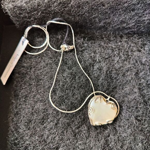 Sterling Silver  Heart Shaped Genuine Mother of Pearl Necklace - Picture 12 of 13